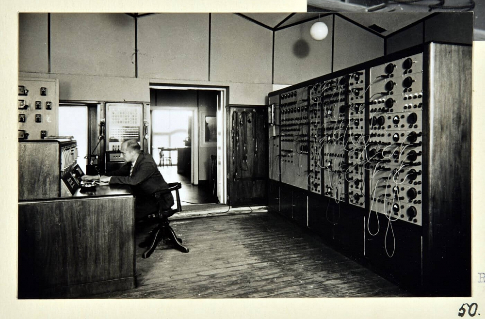 Latvijas Radio dzimšana: kāpēc to dēvēja par radiofonu un kā attīstījās programma Latvijas Radio dzimšana: kāpēc to dēvēja par radiofonu un kā attīstījās programma