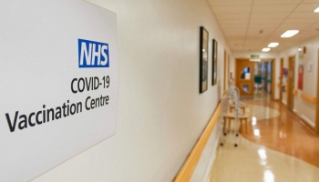 Lielbritānija sāk Covid-19 vakcinācijas programmu