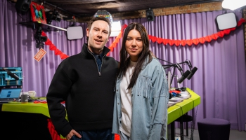 Maksims Busels par atpūtu, teātri un jaunāko singlu ''Aust un riet''