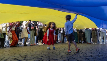 Ukrainas ombuds: Deportējot ukraiņu bērnus, Krievija vēlas audzināt jaunu karavīru paaudzi