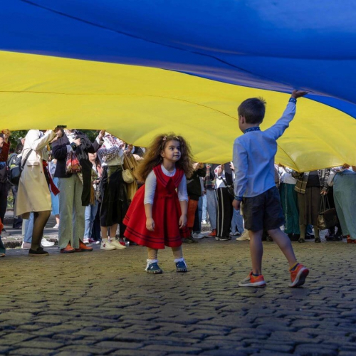 Ukrainas ombuds: Deportējot ukraiņu bērnus, Krievija vēlas audzināt jaunu karavīru paaudzi