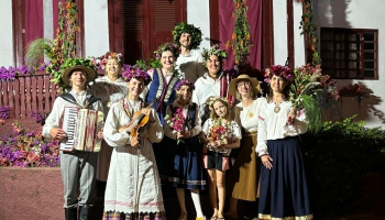Jāņi, vainagi un dziesmas Brazīlijā, bet teātris kā dāvana Latvijā