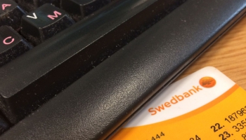 «Swedbank» septembrī beigs apkalpot kodu kartes. Citu banku risinājumi