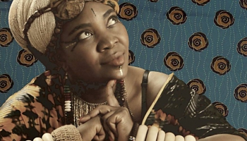 Kolumbiešu džezs, etiopiešu mīlas dziesmas un dziedātāja no Zambijas