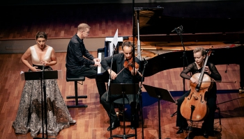 Perīna Madefa un LNSO klaviertrio koncertā "Pasaules dziesmas" 