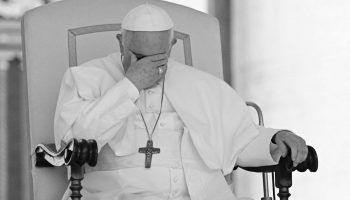 Mūžībā devies Romas pāvests Francisks. Sarunas par uguns pārtraukšanu Ukrainā nevedas
