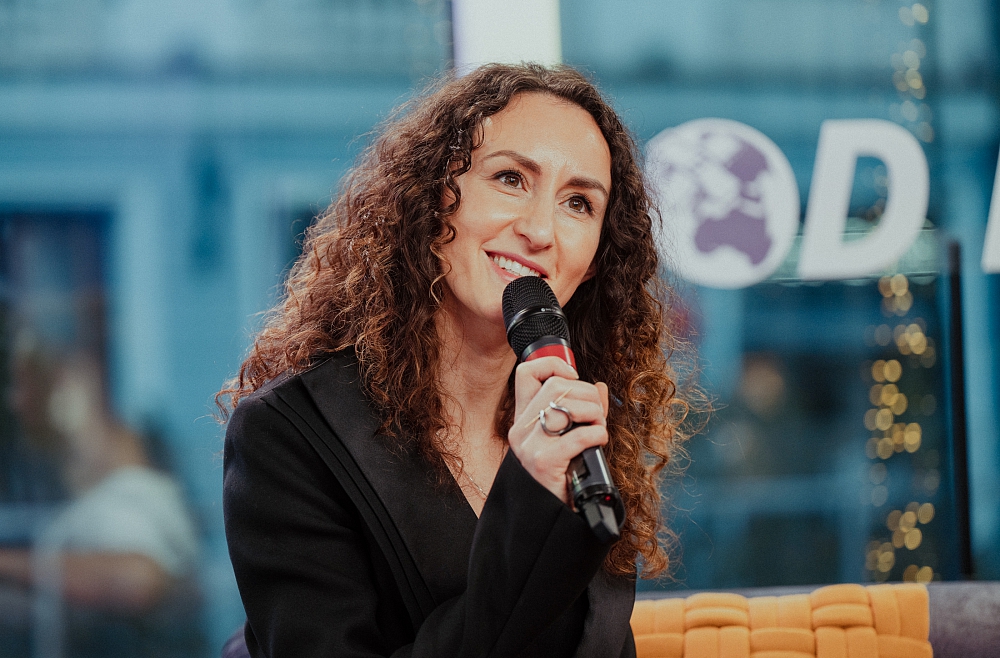 Karīna Palkova, dod pieci