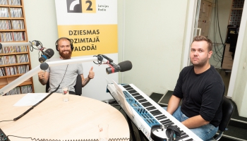 Arturs Gruzdiņš prezentē jaunu dziesmu un gatavojas izdot albumu