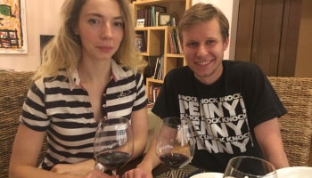 Annas un Mihaila idejas ātrām darba dienas vakariņām un svētku nedēļas sajūtas