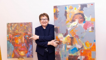 Художница Лариса Богданова приглашает на персональную выставку одного дня «Цвет радости»