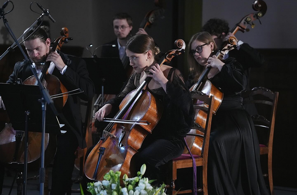 bulajevs davinspiro camerata