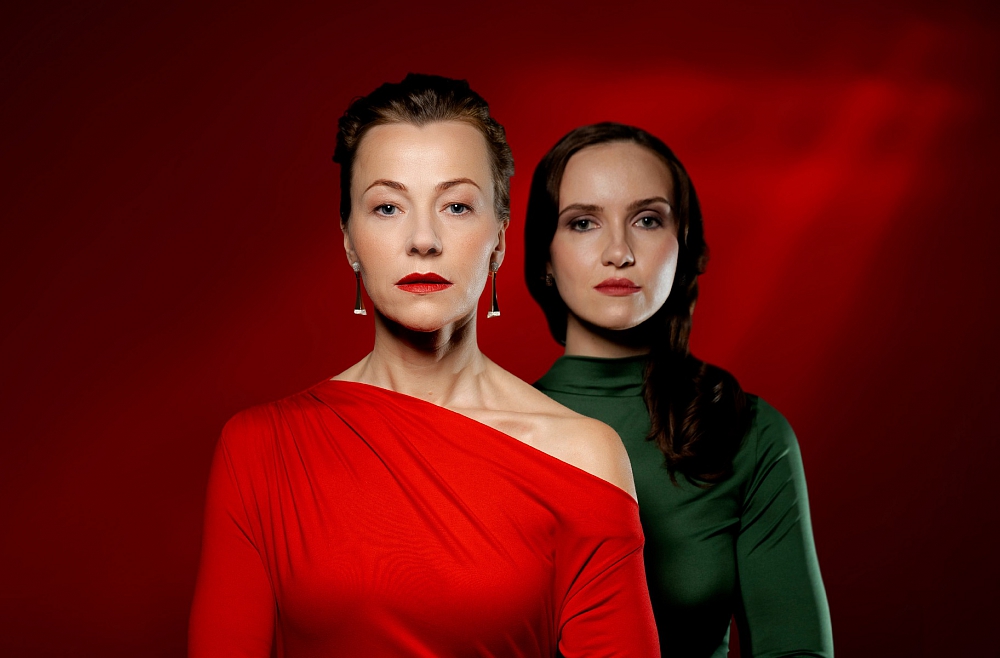 viss par ievu, nacionālais teātris