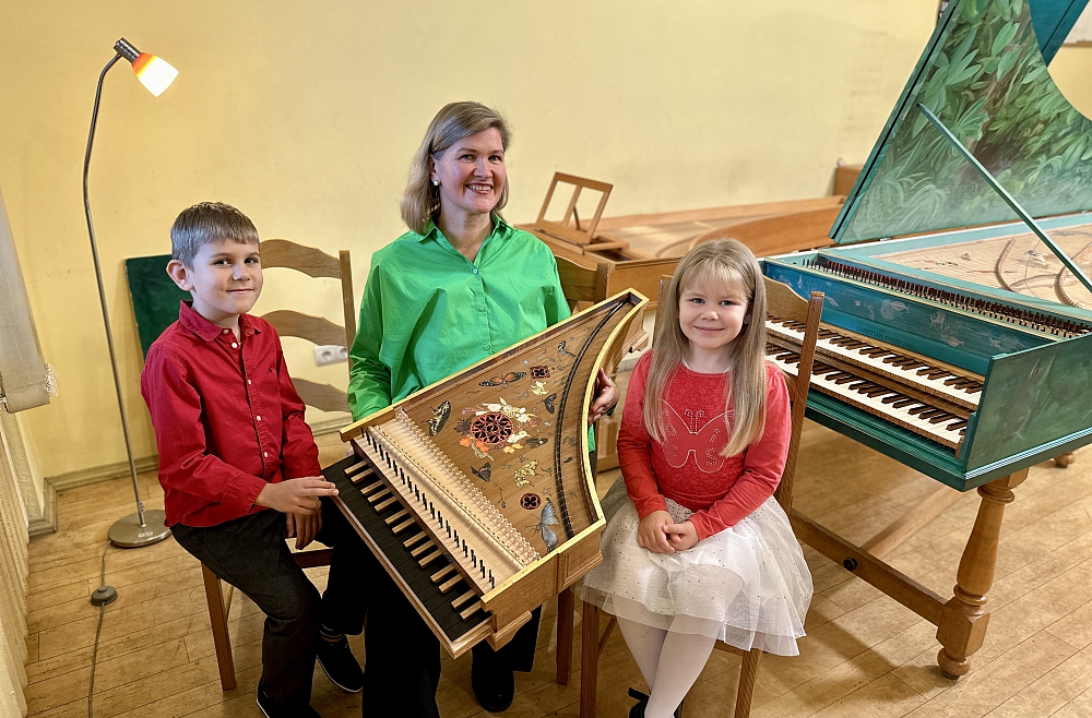 Kurā instrumentā dzīvo aita, stārķis, mežacūka un vēl briedis? 