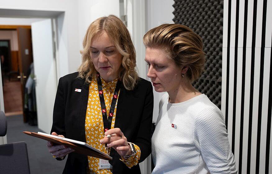 LR-100 Māra Rozenberga un Justīne Savitska