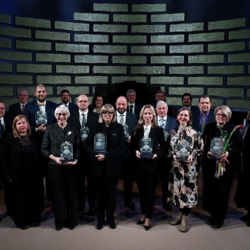 Nedēļas apskats. Godināti pirmie LU Izcilības balvas laureāti!