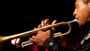 Rojs Hargrovs – amerikāņu mūziķis, viens no meistarīgākajiem trompetistiem