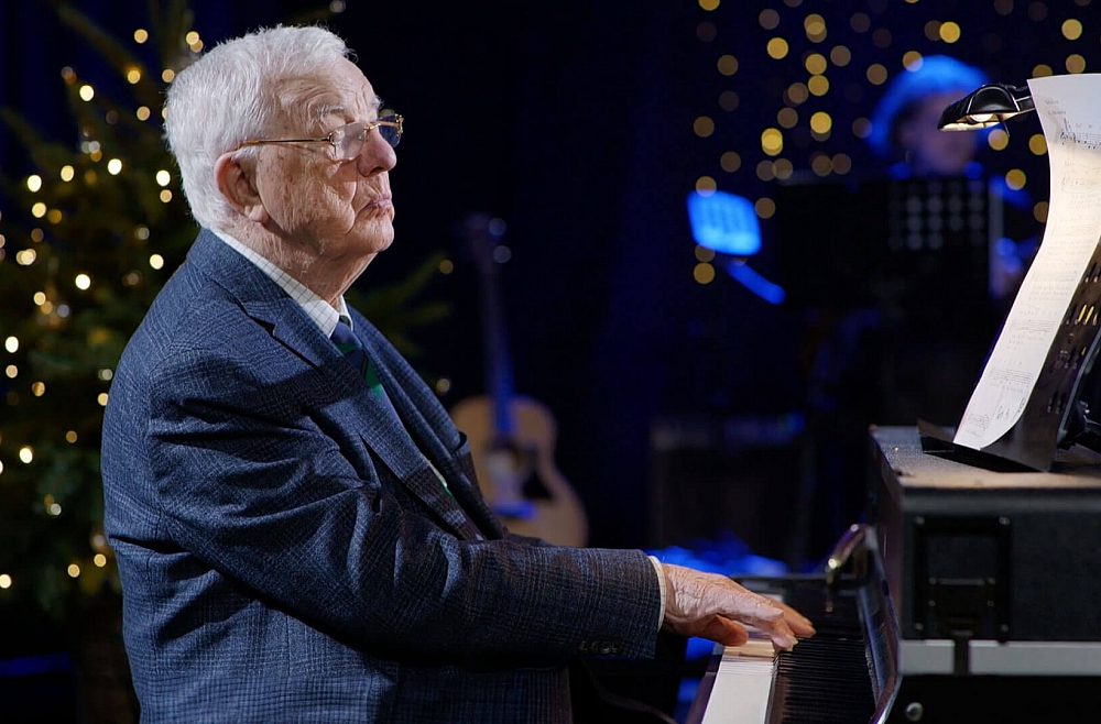 radioteatris-2025-Ziemassvētku-prieks Raimonds Pauls