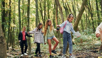 Kā bērniem un jauniešiem mācīt rūpes par dabu un dabas daudzveidību?