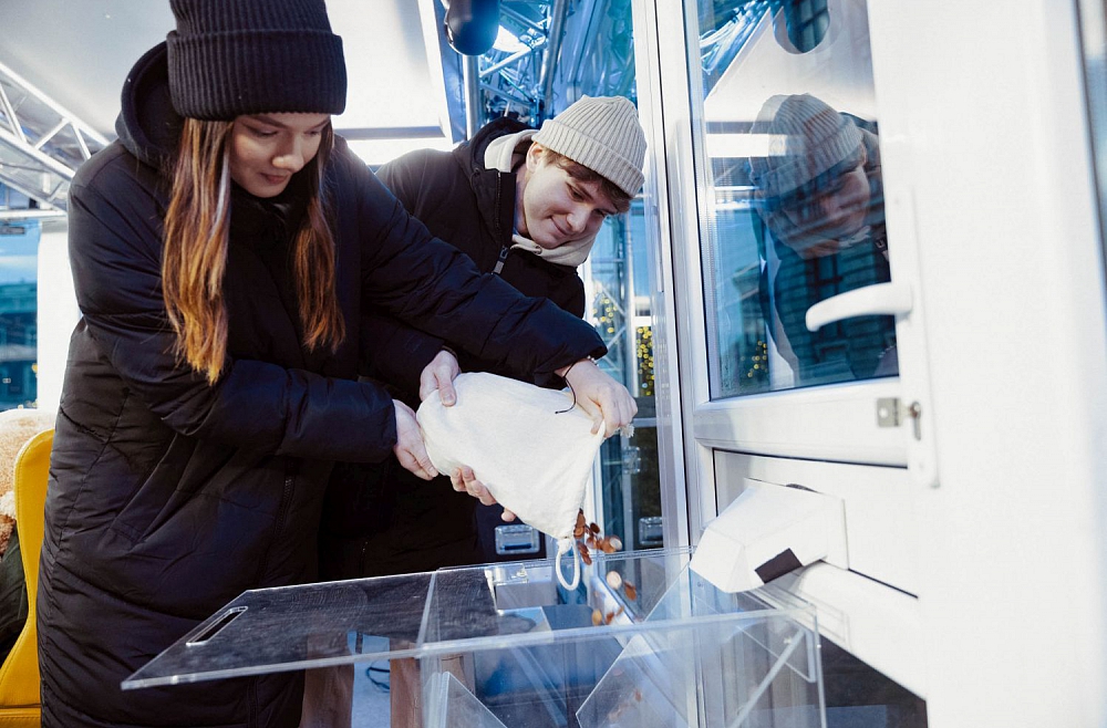 Iedzīvotāji šogad labdarībai ziedo mazākas summas, ziedotāju skaits ir palielinājies