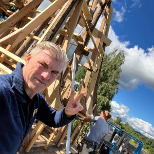 Uzņēmuma "Kurbads" vadītājs Andis Pikāns pats kā šoferis piedzīvojis nemierīgos 90. gadus