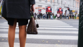 Latvijā lielo uzņēmumu vadībā ir aptuveni 36 procenti sieviešu