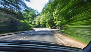 Izskata iespēju atņem tiesības par atļautā ātruma pārsniegšanu virs 30 kilometriem stundā