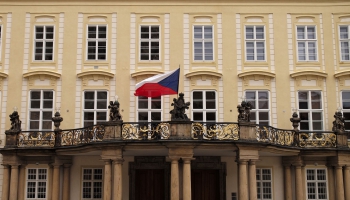 Čehijā sākas divu dienu vispārējās parlamenta vēlēšanas