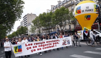Francijā sākas demonstrācijas un streiki pret darba tirgus reformām