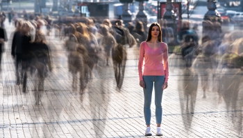 Cilvēks mūsdienu sabiedrībā un vidē: dzīvot gudri, ne instinktīvi