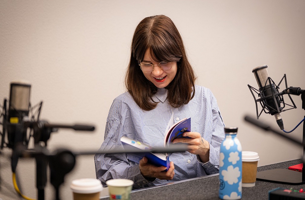 grāmatu stāsti valentīndiena valentīna diena erotika mīlestība