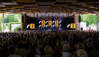 Klausies Latvijas Radio 2 30 gadu jubilejas koncertu "Radio cauri laikiem"
