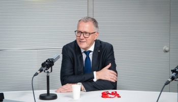 Krustpunktā izvaicājam finanšu ministru Arvilu Ašeradenu
