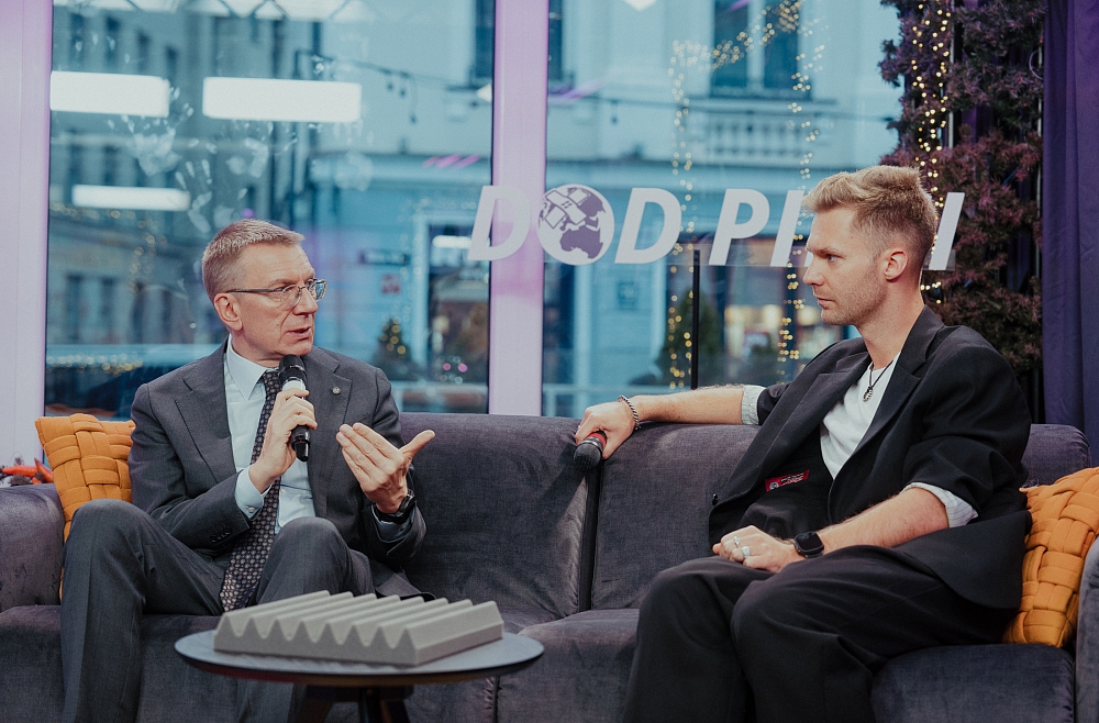 dod pieci, Edgars Rinkēvičs, Jānis Pētersons