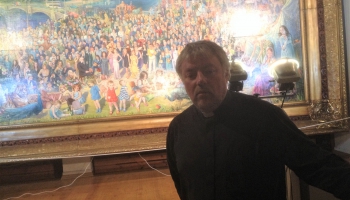 Ar skatu laukumu un mākslu Daugavpilī mācītājs baznīcas durvis atver vēl plašāk