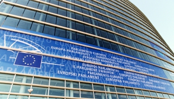 ES valstu žurnālisti iesūdzējuši tiesā Eiropas Parlamentu
