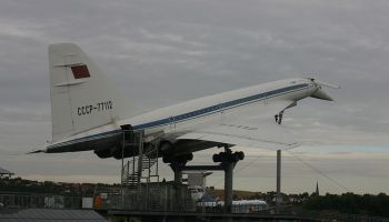 1. novembris. Aizliedz lidmašīnas Tu-144 ekspluatāciju