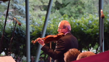 Aleksejs Lundins un "Maskavas virtuozi" festivālā "Summertime" 11. augustā Dzintaros