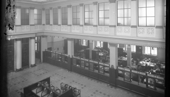 Latvijas Radio nams Doma laukumā 8: kas saglabājies no bankas laikiem un kas - mainījies