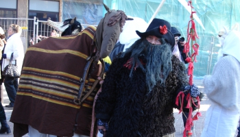 Vai zini, kāpēc maskotos ļaudis sauc par čigāniem?