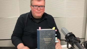 Pauls Daija 19.gs. pirmās puses latviešu literāro kultūru aplūko 10 biogrāfiskas esejās