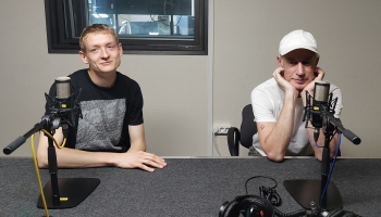 te nu ir tā vasariņa. Dzejnieks Kirils Ēcis un aktieris Ģirts Krūmiņš