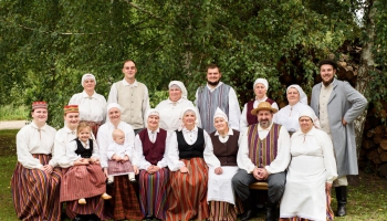 Viesojamies pie etnogrāfiskā ansambļa "Rikava" Rēzeknes novadā