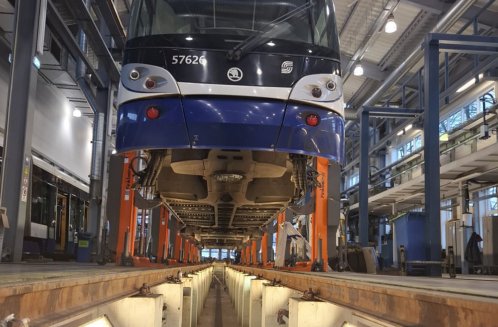 atv-faili-valaina-tramvaji