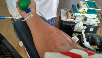 Asinsdonoru centrs Latgalē lielāko asins daudzumu iegūst tieši izbraukumos
