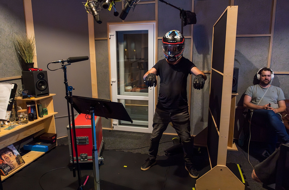 audiodrāma, plānās sienas
