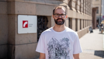 Par Latvijas sabiedrības mediju paradumiem saruna ar Filipu Lastovski