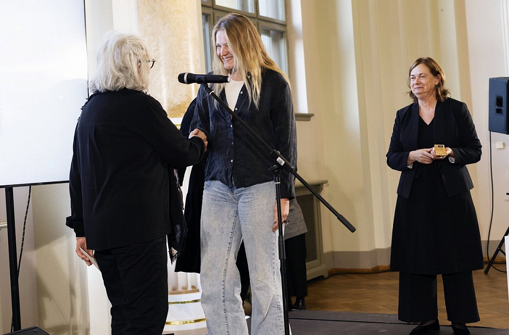 Vijas Celmiņas fonda stipendijas pasniegšana