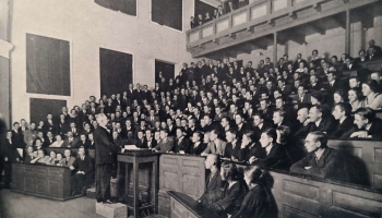 100 gadu ozolzaru pavēnī.  Kā radās Latvijas Universitāte?