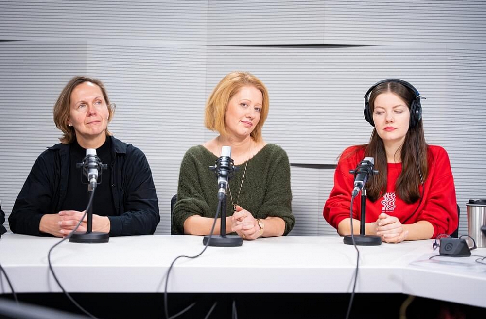 LR-100 Zane Eniņa, Andra Briekmane un Daira Zīle