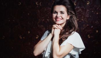 Kad satiekas mūzika, dzeja un Latvija. Saruna ar dziedātāju Marlēnu Keini